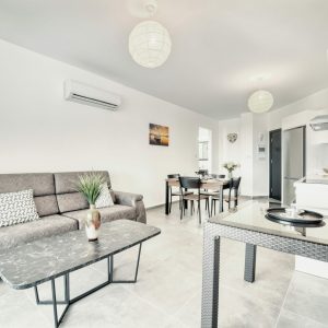 APHRODITE PARK ONEBED APT 5