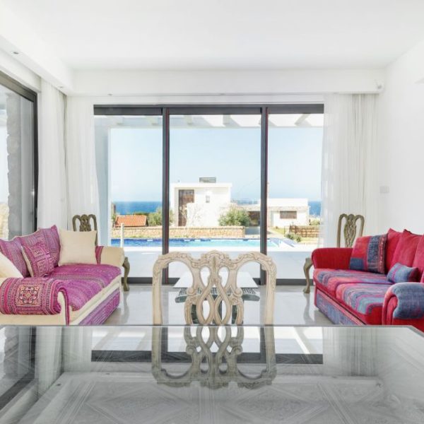 HORSESHOE BAY FIVEBED VILLA INT 8